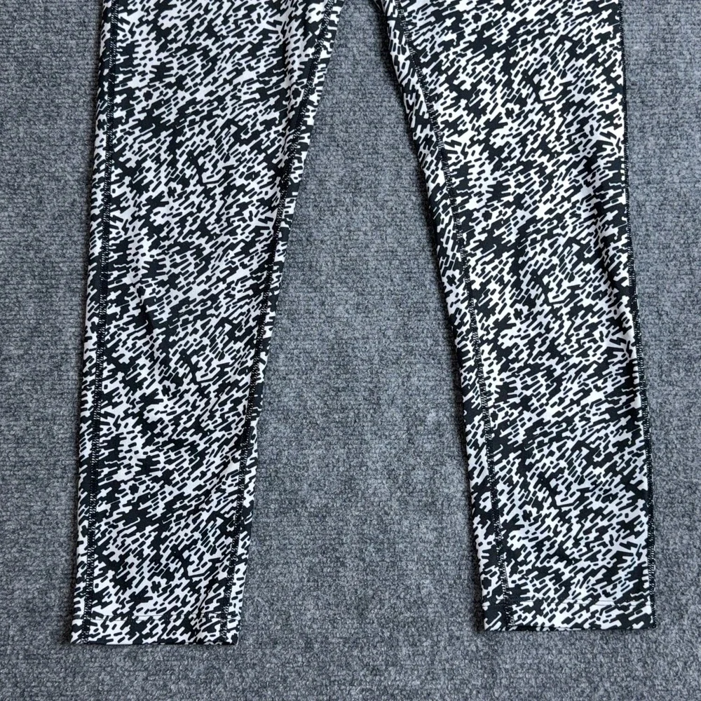 Nike Dri-Fit Leggings Women's Small Black White Abstract Graphic Pattern Gym